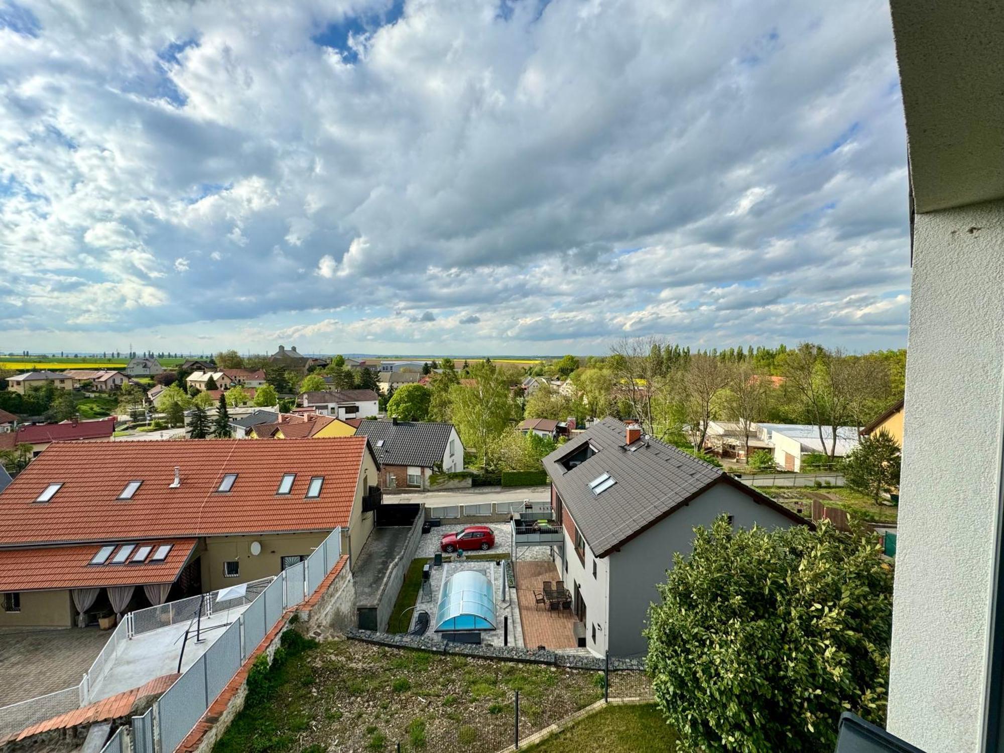 Byt Apartman 74M2 Vyhled Klid Priroda Prag Exterior foto